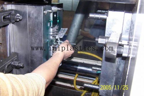 we can make tooling for makeup tools we can conduct OEM and ODM