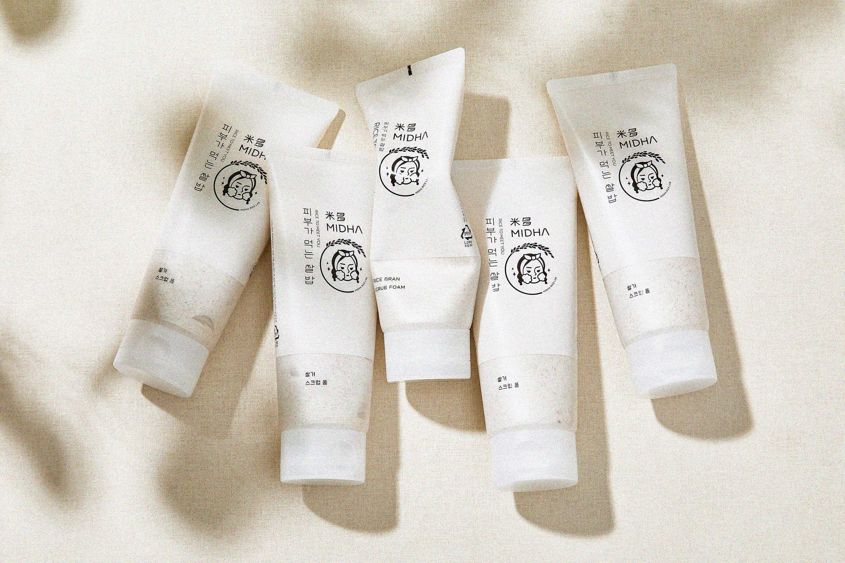 MIDHA Rice bran Scrub foam 