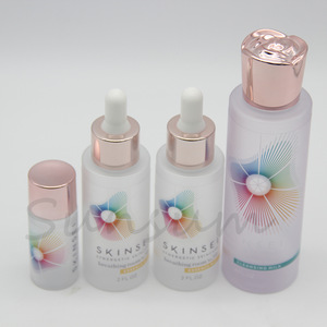 PET Series Plastic Cosmetics Packaging Bottles For Skin Use