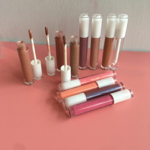 Clear gloss lipgloss white lipstick tube glossy nude shimmer lip gloss no logo