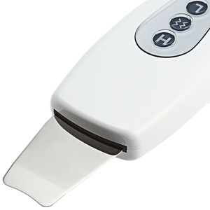 Razzy Rechargeable Ultrasonic Skin Scrubber