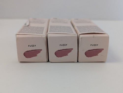 Fenty Beauty Gloss Bomb Universal Lip Luminizer 9ml / 0.3oz