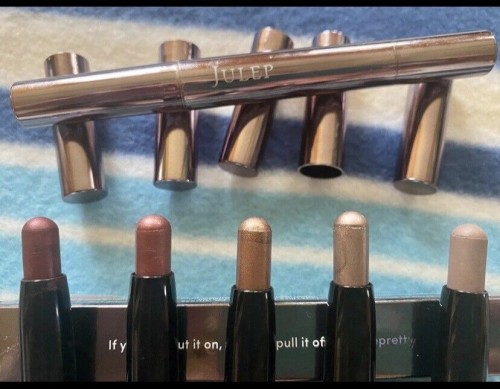 Julep Eyeshadow 101 Crème-to-Powder Waterproof Shadow Stick