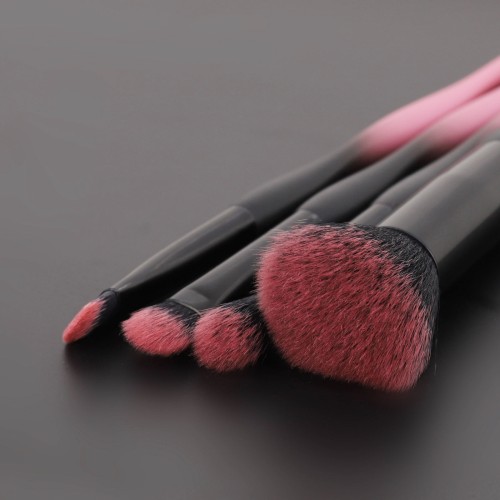 Wholesale 4 Pcs Gradient Pink Black Makeup Brush Set Private Label Soft Synthetic Hair Powder Eyeshadow Cosmetic Brushes with Ergonomic Handle