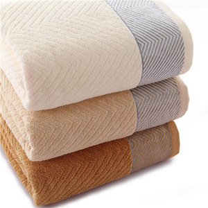 Customized Jacquard Cotton Bath Towels Sets Hotel Supply Made In China