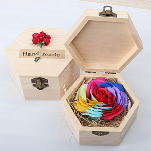 New fashionable rose shaped toliet soap with wooden box the sweety wedding gifts