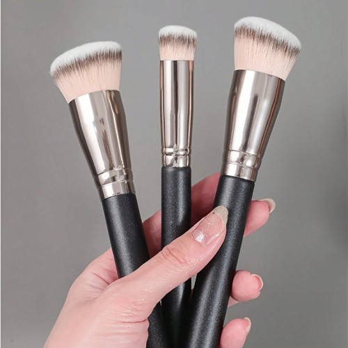 Professional Makeup Brush Set 3pcs – Angled Foundation Brush, Concealer Brush & Detail Blending Brush for Flawless Finish