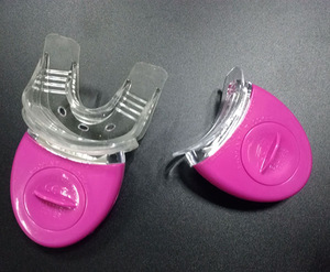 Houseware Mini Handheld Teeth Whitening LED Accelerator Light with Battery
