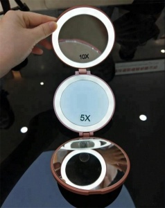 Portable Round Magnification Led Lights Plastic Pocket Mirror 10*10cm