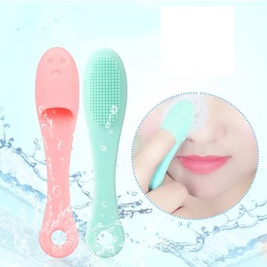 Multifunctional Skin Care Tool Washable Pore Blackhead Remover Finger Silicone Nose Cleaning Brush