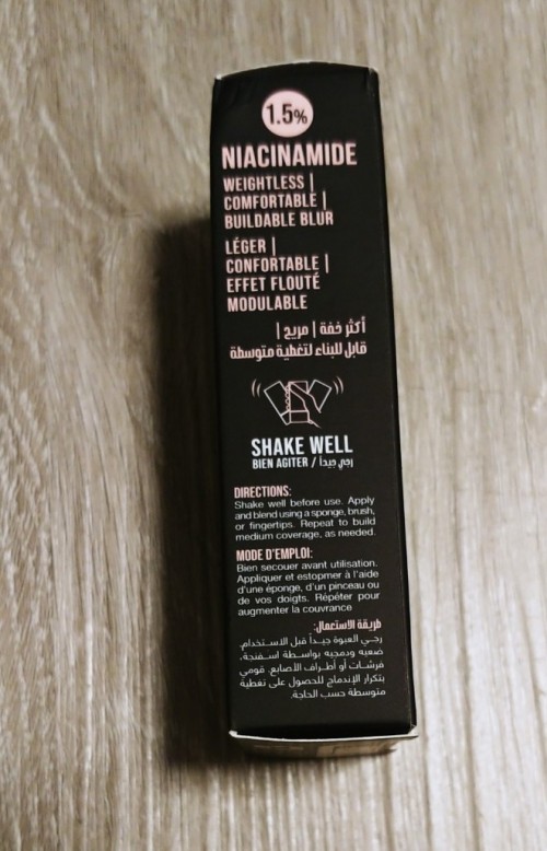 Huda Beauty Easy Blur Natural Airbrush Foundation with Niacinamide