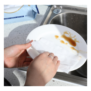 OEM Factory Custom Available spunlace nonwoven kitchen wet wipe wet tissue manufacturer