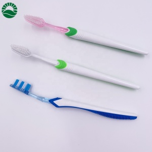 Cheap toothbrush kit with three changeable brush head