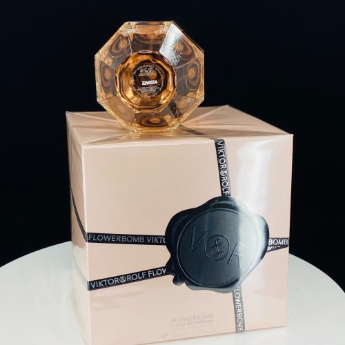 Viktor & Rolf Flowerbomb Eau De Parfum