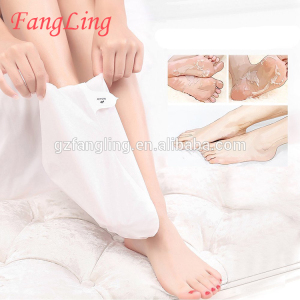 2021 New Foot care Exfoliating Foot mask With Mint, Vitamin C for Callus removal