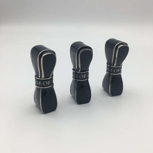 Custom Cosmetic Packaging Metal Zinc Alloy Black Bowknot Design Empty Shell Lipstick Tube