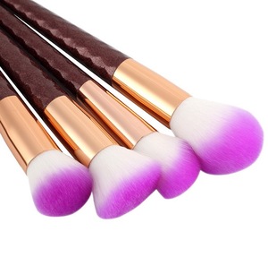 New Fashion Wholesale Fluorescent Handle Makeup Brush Diamond Brush Beauty  Tool  12 Makeup Brush