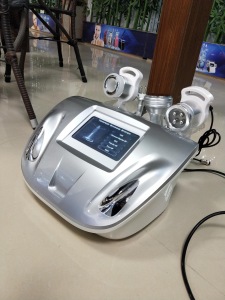 40KHZ Ultrasonic Cavitation +RF +Vacuum cavitation slimming equipment