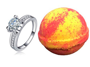 Natural fragrance bath bombs with toys ball shape fizzy bath bomb with gift ring inside