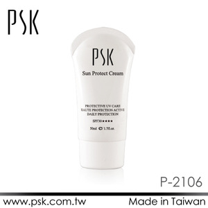 4P2106 Natural SPF30 PA+++ Best Sunscreen For Face