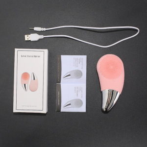 Hot Selling Electric Facial Sonic Cleansing Deeply Cleaning Face Wash vibration silicone Facial brush