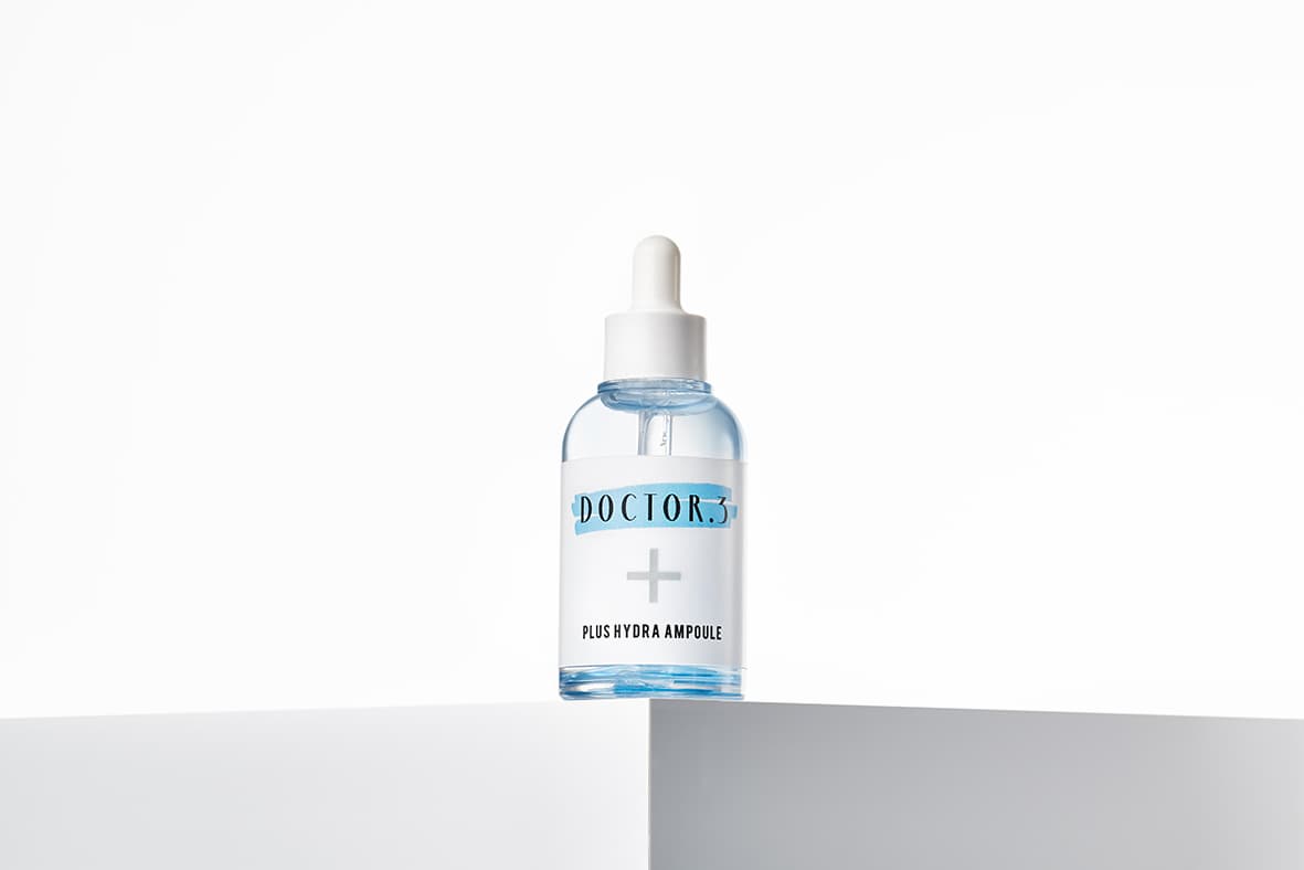 Light moisturizing hyaluronic Hydra Ampoule serum