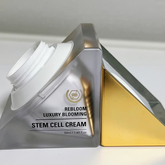 LUXURY BLOOMING STEM CELL CREAM