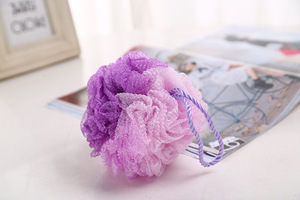 Promotional Cheap Colorful Sponge Balls/Soft Mesh Bath Sponge /Powder Puffs Wholesale