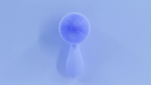 rechargeable facial cleansing brush