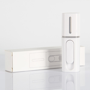 Small USB Plug Electric Aromatherapy Humidifier Aroma Essential Oil Diffuser, Handheld Ultrasonic Mini Ultrasonic Facial Steamer