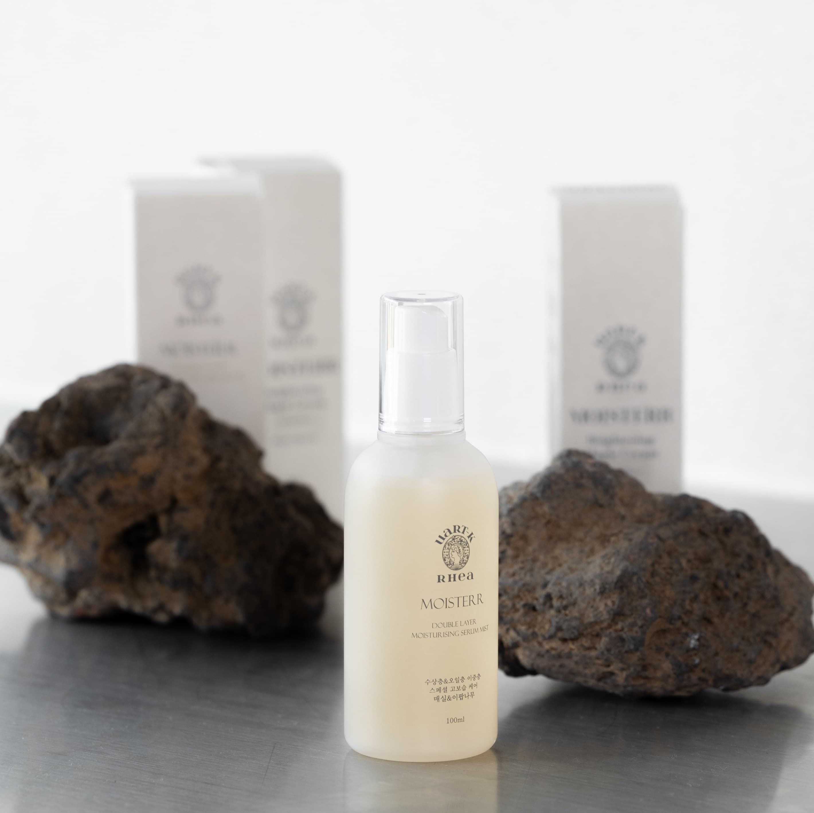MOISTERR Double Layer Moisturising Serum Mist