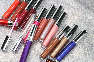 NEW wholesale vegan lipgloss vendor oem custom logo lip gloss