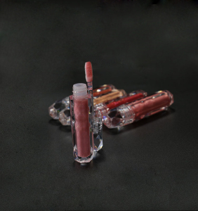 Best Selling Multi Colors Custom Moisturizing High Glitter Shiny Lip Gloss With Your Own Brand