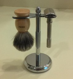 Razor and Shaving Brush Stand set