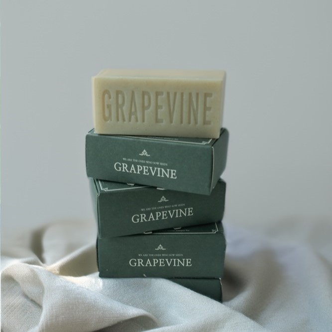 GRAPEVINE Seed TA; brewers yeast recover shampoo bar