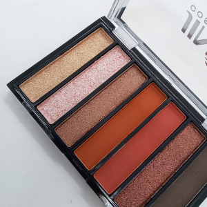Private Label 7 Color Shimmer Color Cosmetic Eyeshadow Makeup Product