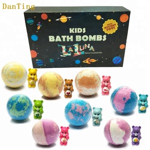 Wholesale organic essential oil fizzy kids bath bombs with toys gift set private label with box