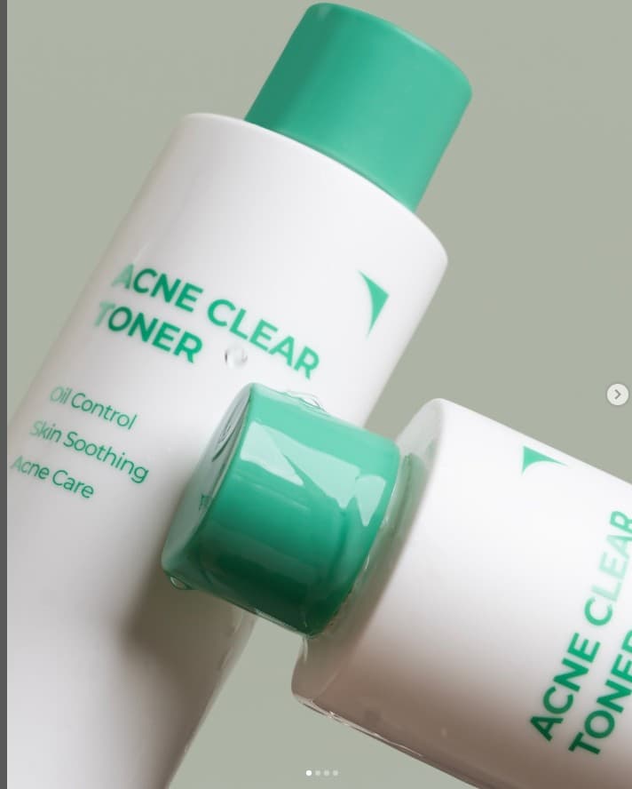ACNE CLEAR TONER