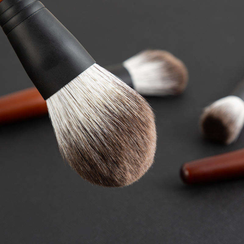 Professional 8 Pieces Retro Wooden Cosmetic Brushes Kit with Portable Pouch Ultra Soft Synthetic Bristles Face & Eye Makeup Brush Set