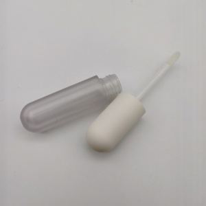 Empty frosted clear Lipgloss Bottle Private Label Lip Gloss Tube 4.4ML
