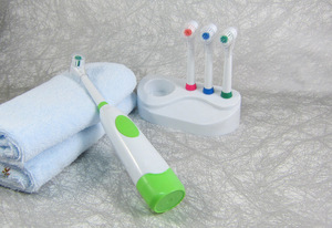 Top Sale Eco-friendly Electric Toothbrush with Holder for Oral Hygiene