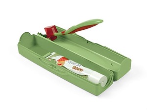 Baby oral hygiene travel kit