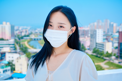 DISPOSABLE FACE MASK