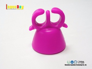 High quality wearable beaty tools 2 finger silicone nail polish bottle holder ring