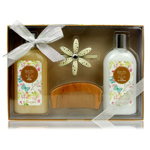 Wholesale OEM princess aromatic spa bath set gift for woman , natural romantic elegance bath gift set