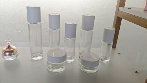 Custom OEM Empty Skincare Bottles & Jars | Cosmetic Packaging with Printing, Gold Stamping & Electroplating