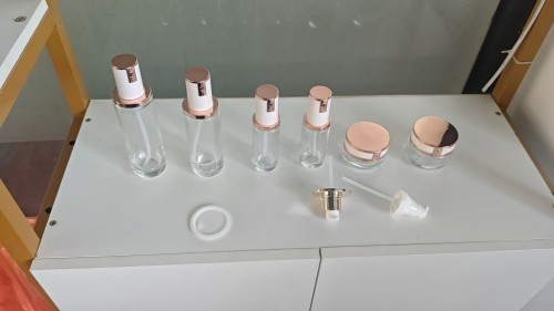 Custom OEM Empty Skincare Bottles & Jars | Cosmetic Packaging with Printing, Gold Stamping & Electroplating