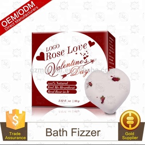 100% Handmade Luxury Moisturizing Shea Butter Fizzy BathBomb With Dried Petals Flowers Bath bomb