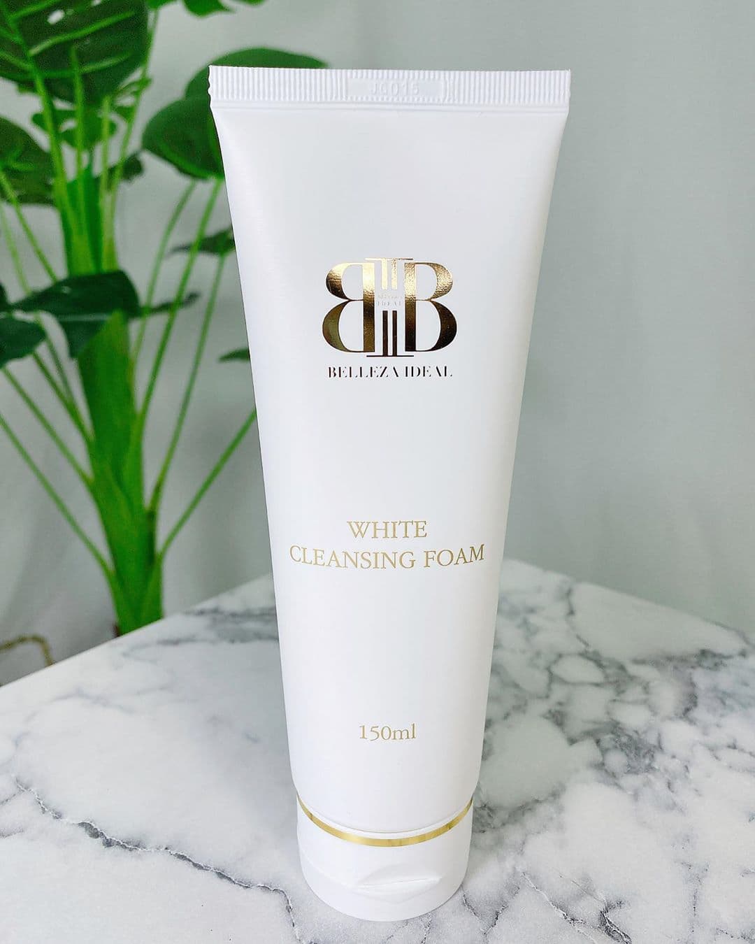 BELLEZA IDEAL WHITE CLEANSING FOAM