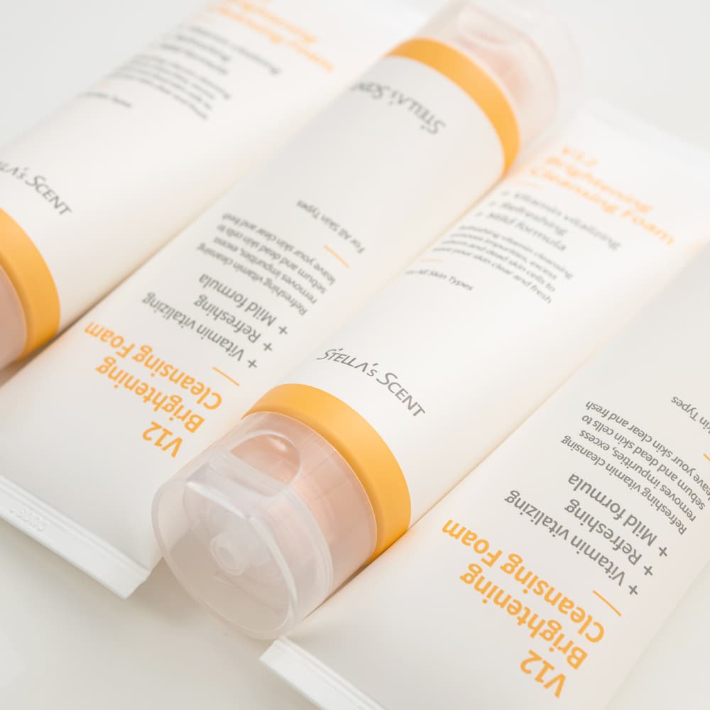 V12 Brightening Cleansing Foam
